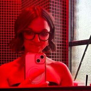 Meet your Posher, Nora